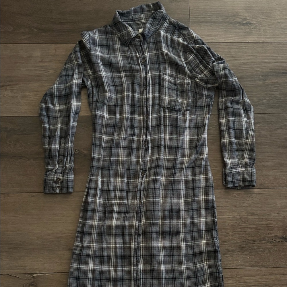 Universal Thread Gray Casual Button Down Dress